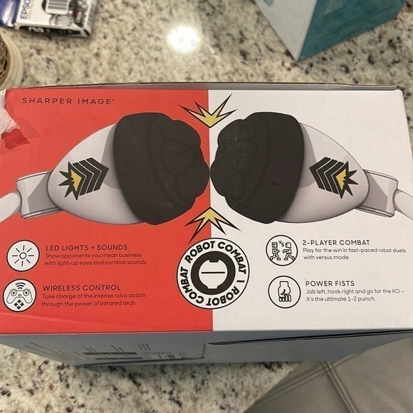 Sharper Image Robot Rumble rare red and white combo battle bots! - Picture 8 of 11